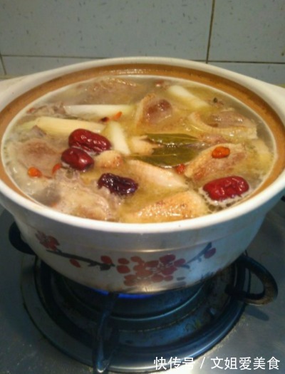 冬瓜|炎热的夏天要喝这种汤,清热解暑营养丰富,可以怎强身体营养!