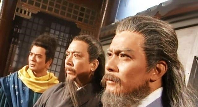 慕容博|萧远山30年前甩慕容博10条街,为何后期被追上扫地僧一句话秒懂