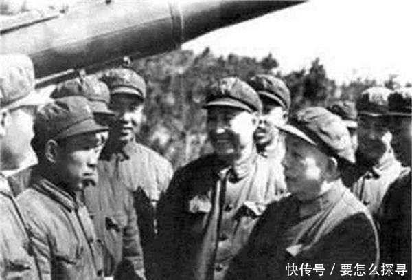 此人是正兵团政委,该授上将却只授中将,后