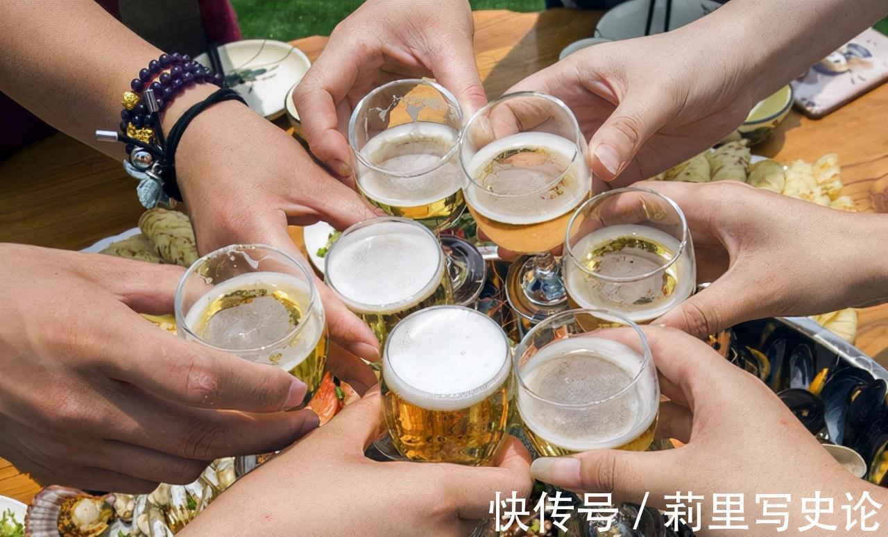 患病率|66岁大叔查出糖尿病后,坚持吃“2种食物”,半年后血糖正常了