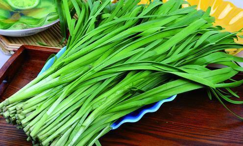 鱿鱼|韭菜搭配它一起炒,是男人就该多吃,肾好体壮,还能提高抗病力!