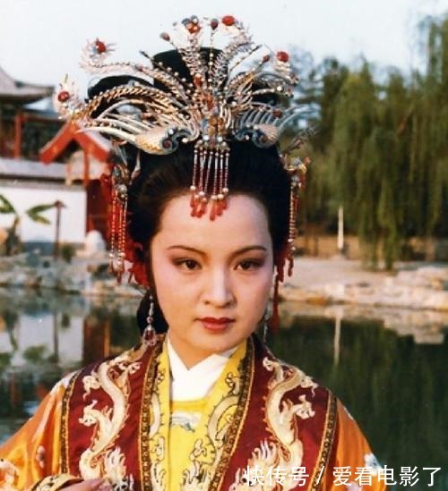 贾源&《红楼梦》贾府的3个靠山是谁贾府被抄家的3个原因是什么!