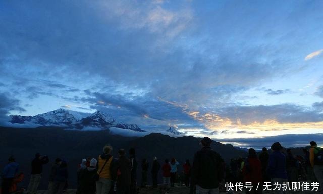 本身|为何说这首诗它最大的特点,是作者不加议论就让事实本身说话?