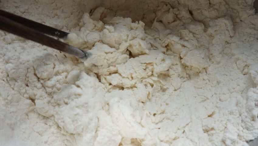 蒸“馒头”都知道加酵母,却不知道加它,滴几滴馒头又大又松软!