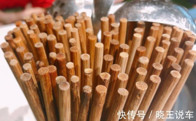 聪明人|买筷子时,竹筷、木筷、不锈钢筷子哪个好?聪明人只认准这一种!