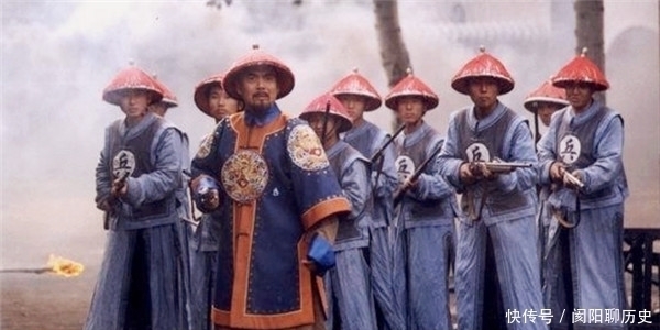 盗墓贼挖出顶级国宝,不识货扔给农民“喂马”,发现后禁止出国