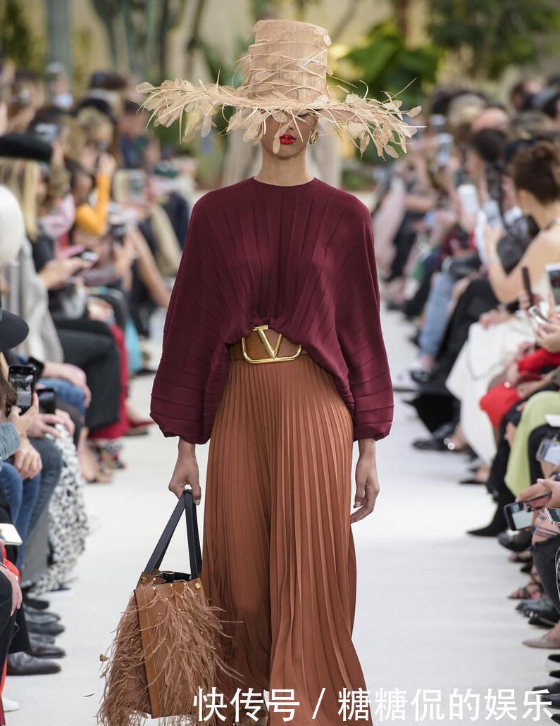 粉红色|枣红色太老气?那是你没搭好,配桔色优雅又明媚