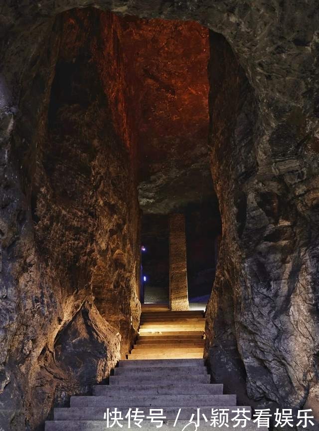 世界独一无二的盐矿教堂,隐藏在哥伦比亚这个小镇,神秘又壮观