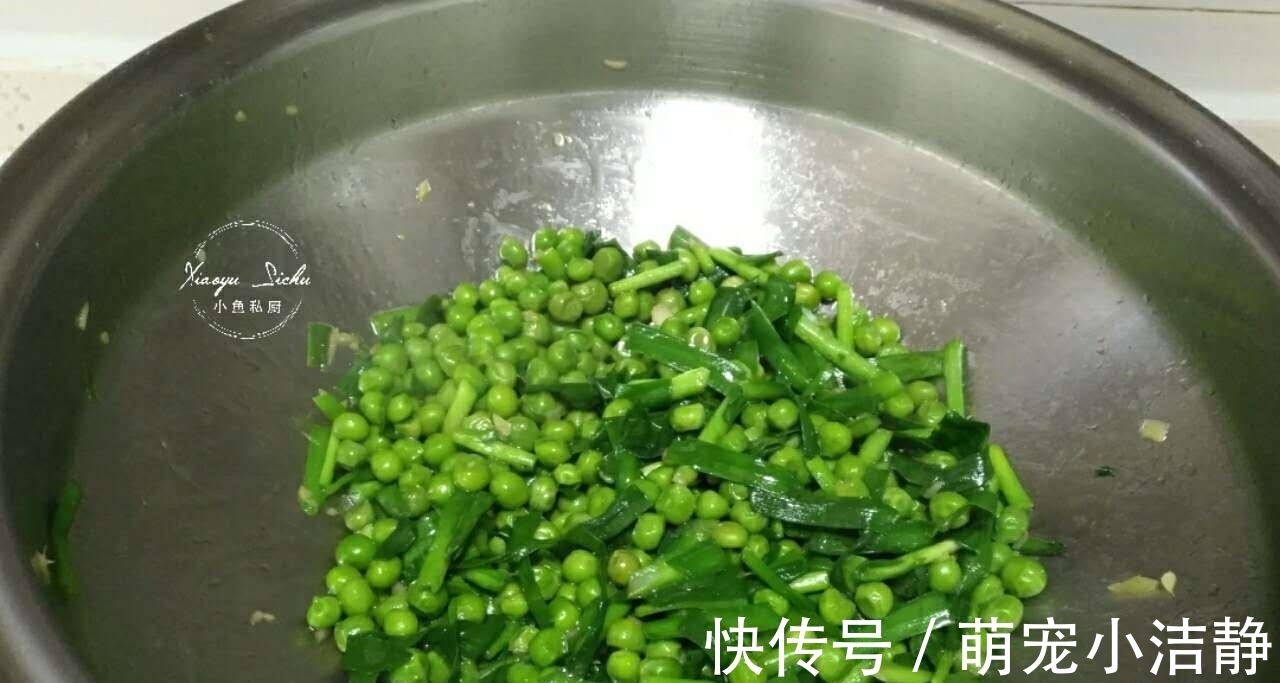 快手|它是清肠草,2块钱1大把,一周吃三次,清肠刮油,大肚腩不见了