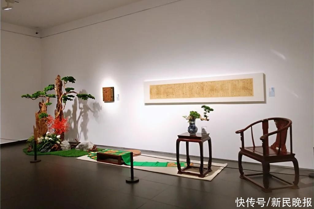 插花烹茶焚香吹箫……没看错！这不是古装剧片场，而是一场书法展