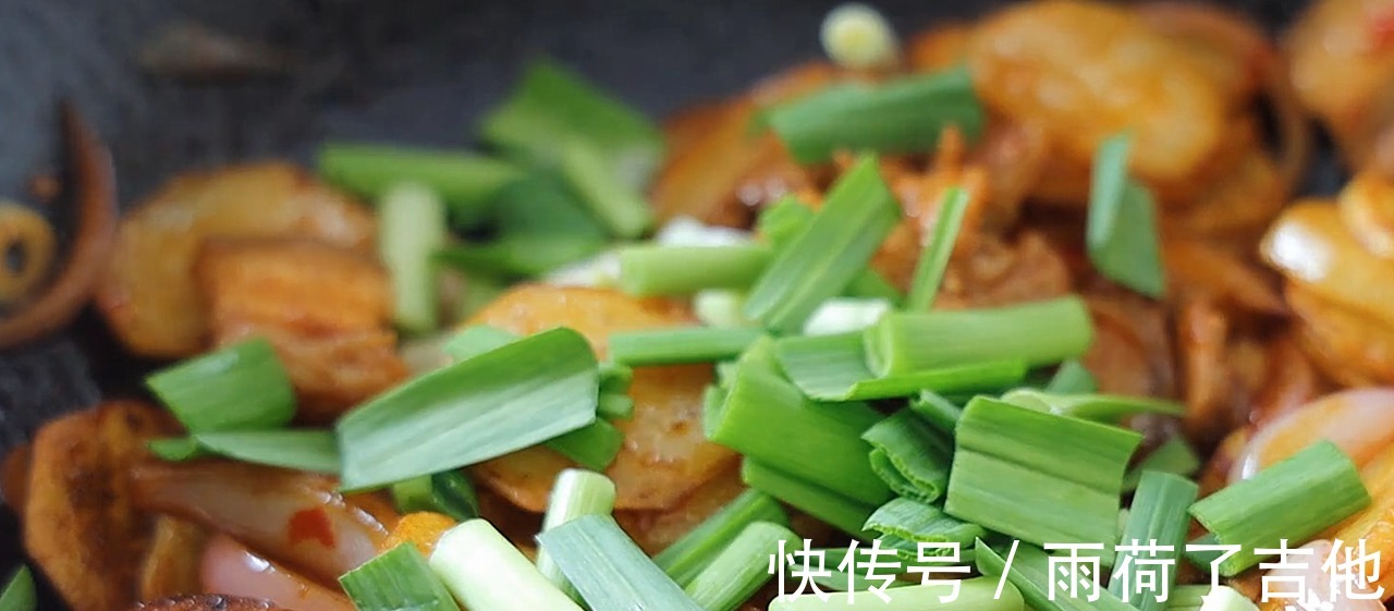 洋葱|土豆做法跟红烧肉一样香，我家一周吃3回，做法简单营养又美味！