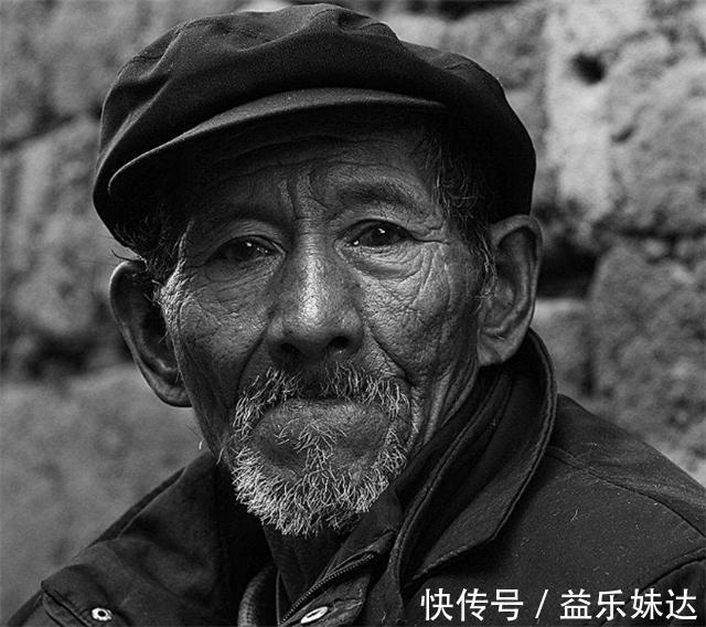 老伴|生一个娃和两个娃的父母,谁的老年过的更幸福真的太现实了