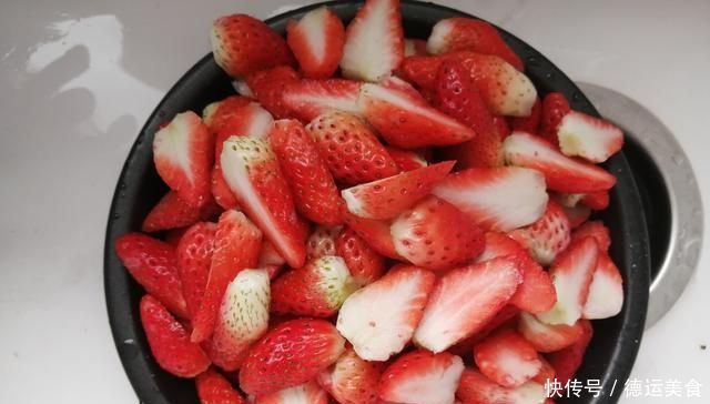 煮草莓罐头放白糖和冰糖有那么重要吗大厨我来教你,一锅不够