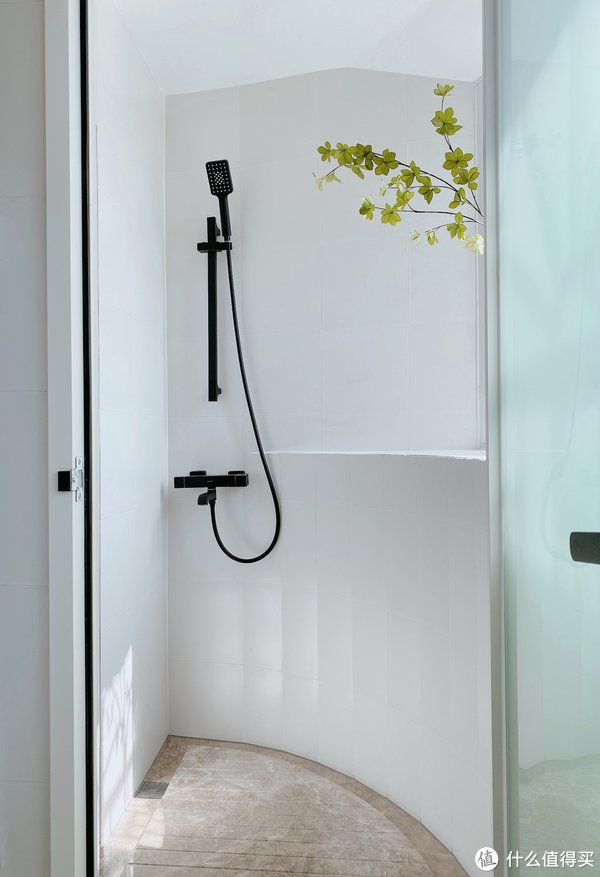 小空间|绝了！82㎡六口之家0杂物，还凭空多出两间房？！