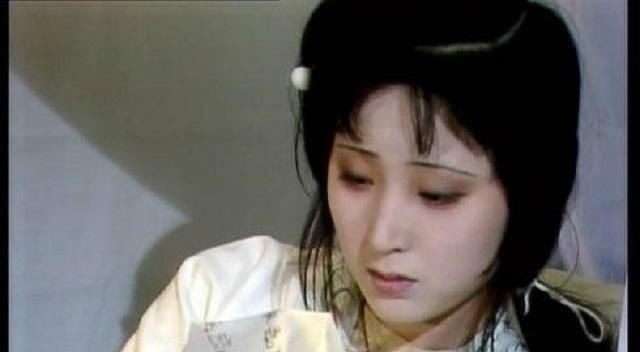 史湘云$因20两银子贾母撵走史湘云,宝玉瞬间理会含义,黛玉却还懵懵懂懂