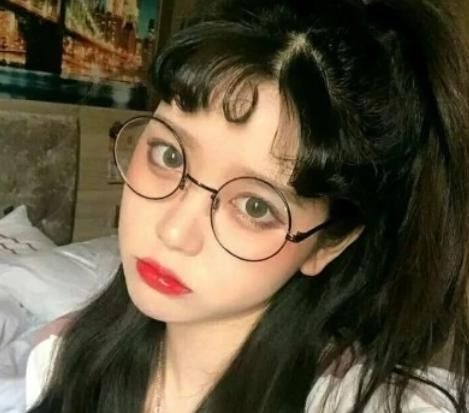 嘴唇|笑起来很甜的女生,嘴唇会有“3特征”,中一条天生“美人坯子”