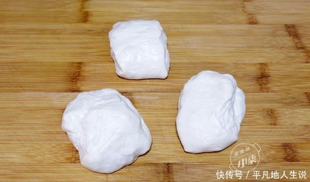 面团|面粉别炸油条了,试试这样做,柔软香酥,保证吃一次就念念不忘