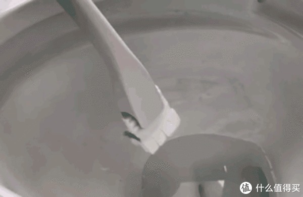 厕所里有异味怎么办？学会日本太太的6个小妙招，让厕所一尘不染