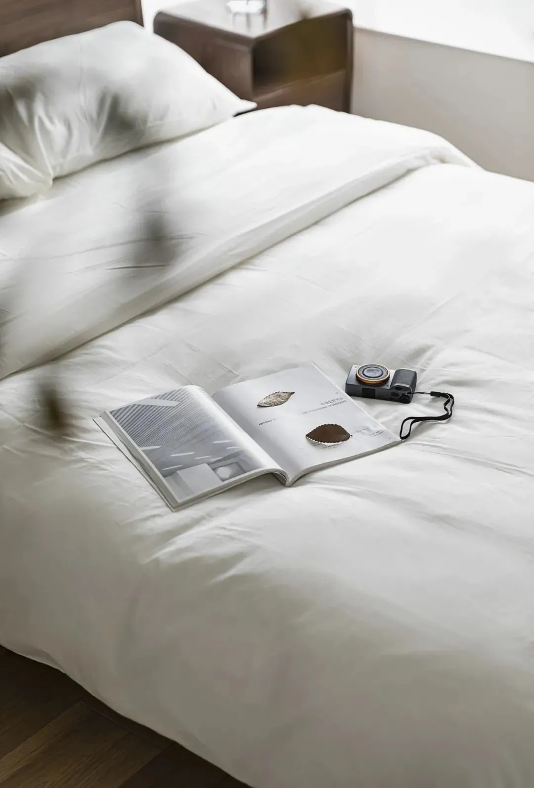 中西厨|客厅放弃电视，用一整面墙做收纳，快来跟这个神仙小户型学收纳！