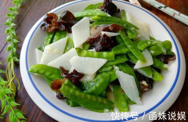 豌豆粒|美食推荐香菇炒豌豆,辣炒龙利鱼,荷兰豆炒山药,红烧素鸡