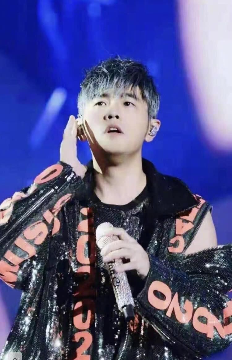 热度|华语乐坛歌手热度排名：华晨宇第四薛之谦第二，榜首毋庸置疑