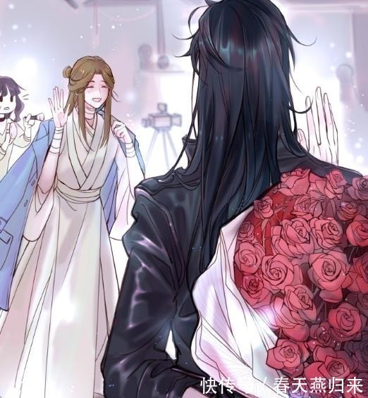 小草莓|《天官赐福》花天王变身狂热粉,玫瑰海报当众示爱,道友车奈斯