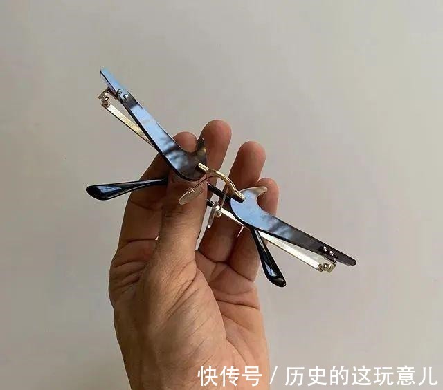 高跟鞋 Nike的野生设计师有毒!Nike的野生设计师有毒!