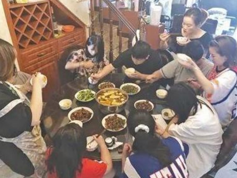 顺一顺|“最强大舅舅团”来了,8个舅舅只有1个外甥女,网友直呼不敢娶