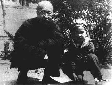 长寿!长寿也是种痛!活了83岁的周作人,晚年靠臭豆腐和玉米糊艰难度日