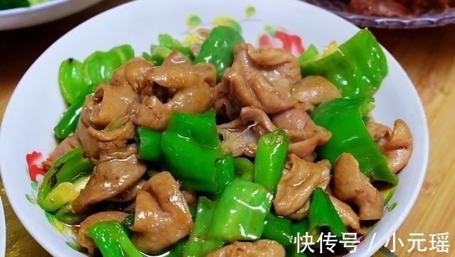 红烧鸡块|回农村老家过年,弟媳妇亲自下厨做了二十多道菜,真是太能干了!