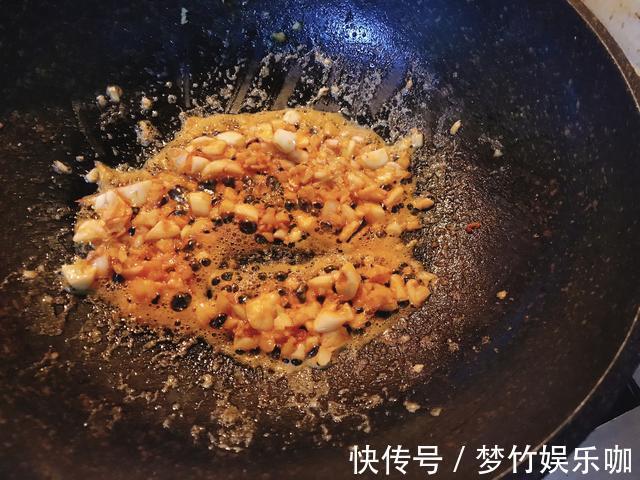 香辣虾|热天这菜真抢手,鲜美又补钙,好吃还不长肉,全家都爱吃
