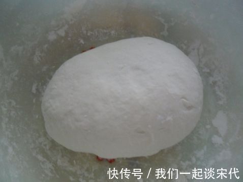 饺子馅如此做，鲜嫩多汁吃一口就上瘾，味道简直太香了