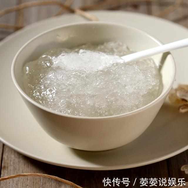 含有|这些富含“雌激素”的食物,女人要多吃!美容养颜,排毒瘦身