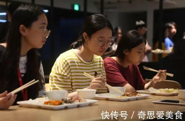 身高表|初中生的“身高表”出炉,达到这里才算是标准,你符合标准了吗