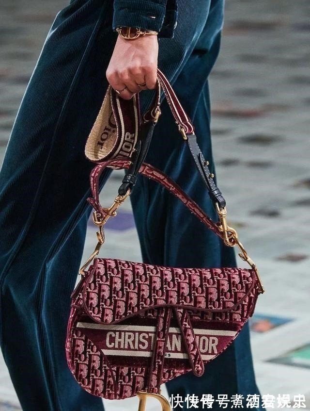 mini 今年最时髦,有个性的包包!今年最时髦,有个性的包包!