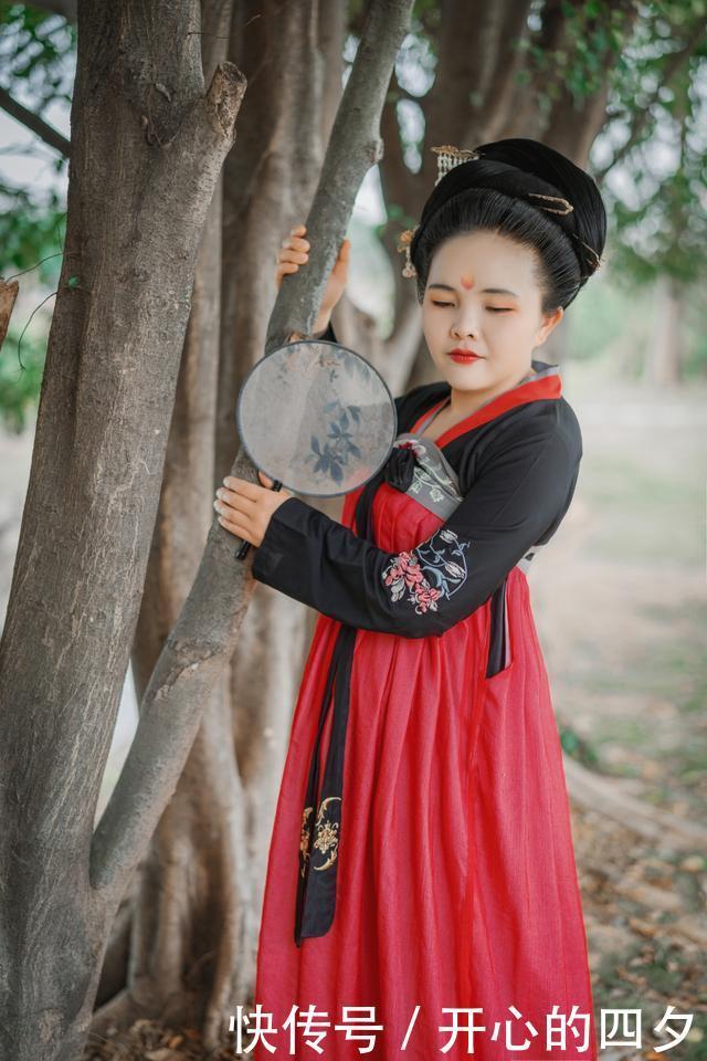 换下工装,100位女工圆了一场汉服梦