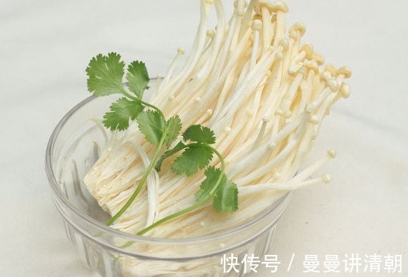 金针菇|家长想要孩子更聪明，此菜要多吃，价格特便宜，3块钱一大把！