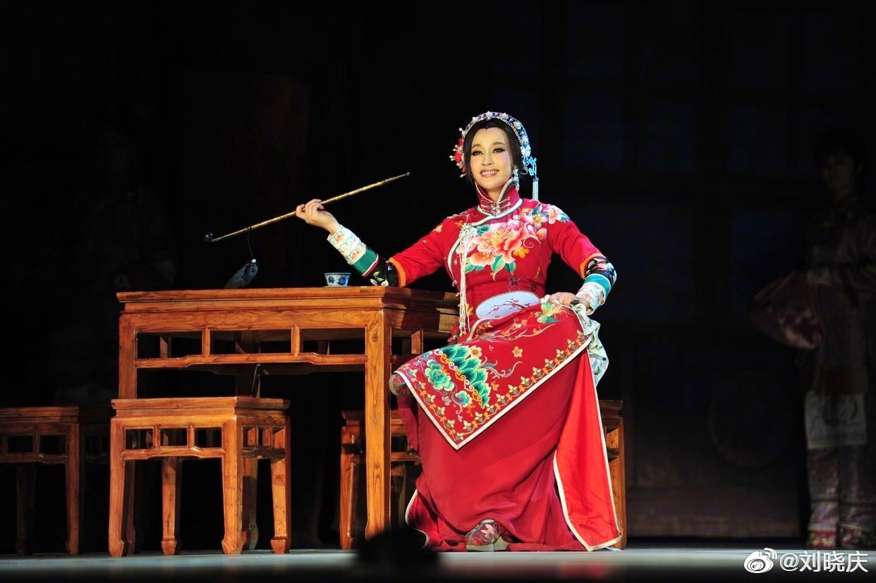 毛戈平！332场演出不设B角，刘晓庆版话剧《武则天》《风华绝代》即将登陆上海