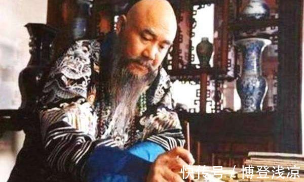 曹雪芹|曹雪芹家为什么会被抄家?当朝几位皇子都去曹家要过零花钱