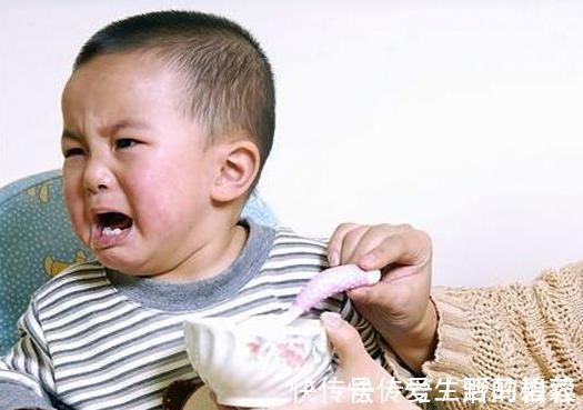 大长腿|想要孩子长成大长腿,就要避免这3种不良习惯,家长要做好监督