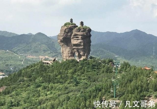 南峰|河北山峰上的神秘古塔，如何建成至今无解，成了世界未解之谜