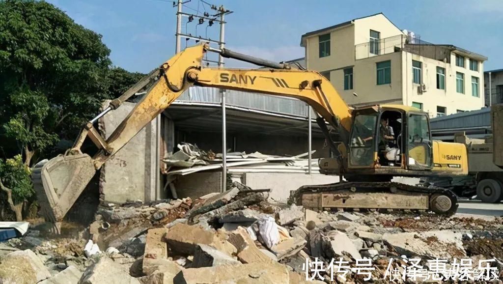 房产|城镇户口的子女继承父母在农村的房产需要重建,有了新的法律依据!