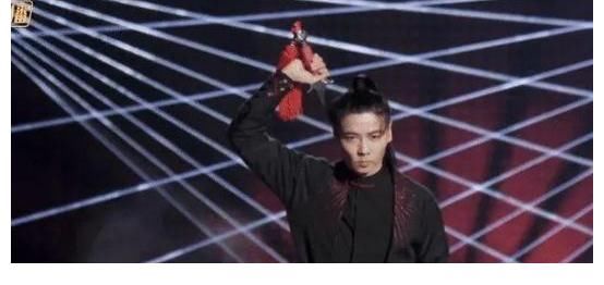 趙文卓|《哥哥》張晉人氣逆襲，趙文卓一把“爛牌”，打出了炸裂效果