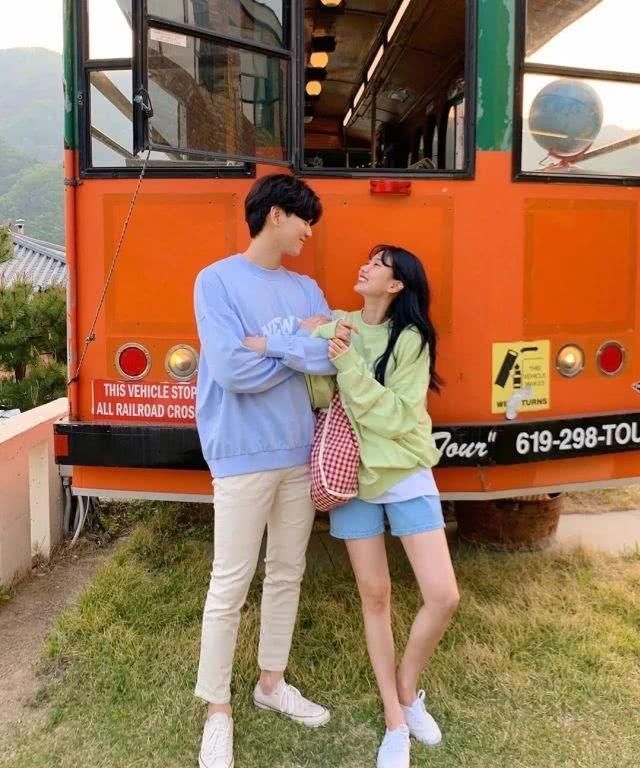 搭配|今夏这种“盐汽水”穿搭,真的好看到上头