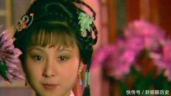 豆腐心|晴雯刀子嘴豆腐心,痛骂小红也并非因为嫉妒,只因为看不惯这件事