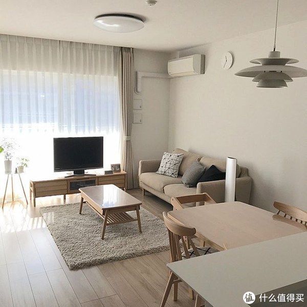 大户型|小户型如何把客厅“装大”？请参考这些设计