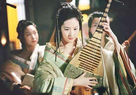 四大美女|中国古代四大美女之一的“落雁”王昭君、嫁到匈奴14年过的如何