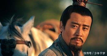 名将|刘备看不起的两个名将,一个吊打武圣,一个颠覆了三国历史!