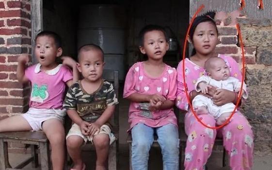 哭泣|11岁女孩是4个孩子的“妈”,经常一个人无故哭泣:我只是孩子