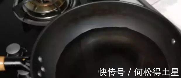 猪脚|猪脚怎么炖又香又好喝饭店大厨教你一个详细的做法!